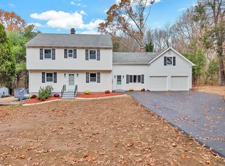 422 Forsyth Rd, Salem, CT 06420