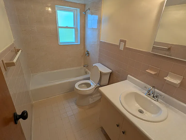 47 Spring St #2 — Photo 6
