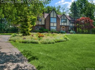 28960 Millbrook Rd, Farmington Hills, MI 48334
