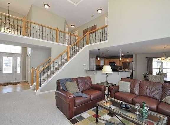 4th image of W126N6344 Parkway Dr