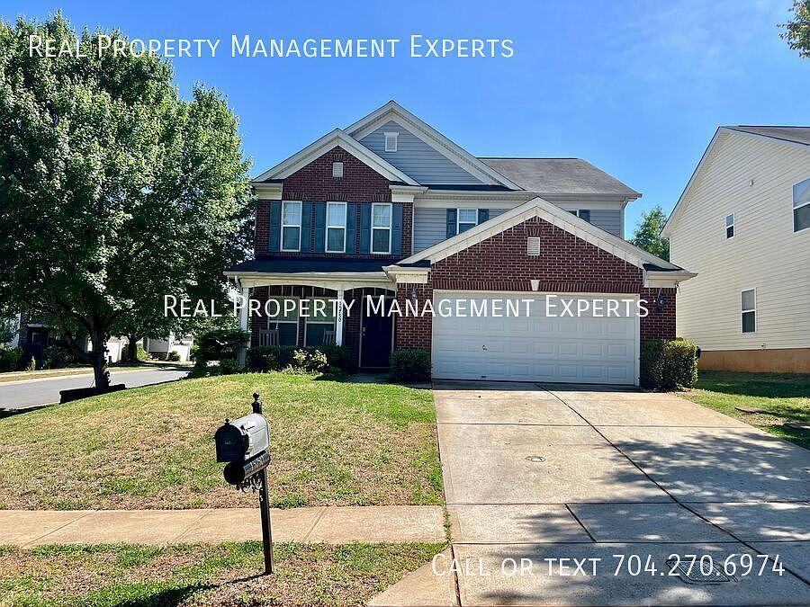 1st image of 15750 Normans Landing Dr