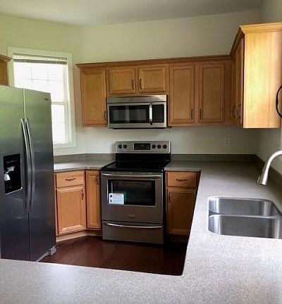 4th image of 505 Robinwood Ln APT A