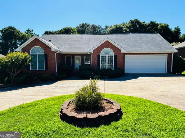 740 Saint Ives Ln, Athens, GA 30606
