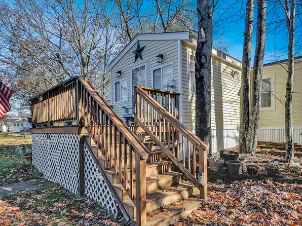 11 Limestone Way, North Hampton, NH 03862