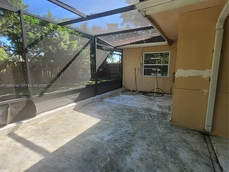 22028 Acapulco Ct — Photo 26