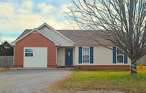 2006 Cody Dr NE Photo 1