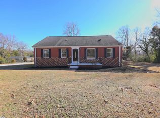 3302 Edwards Rd, Taylors, SC 29687