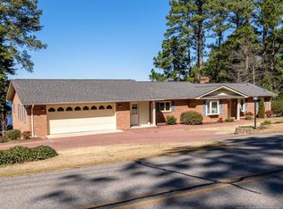 36 Pine Ridge Dr, Whispering Pines, NC 28327