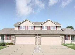 1168 Cardinal St, De Pere, WI 54115