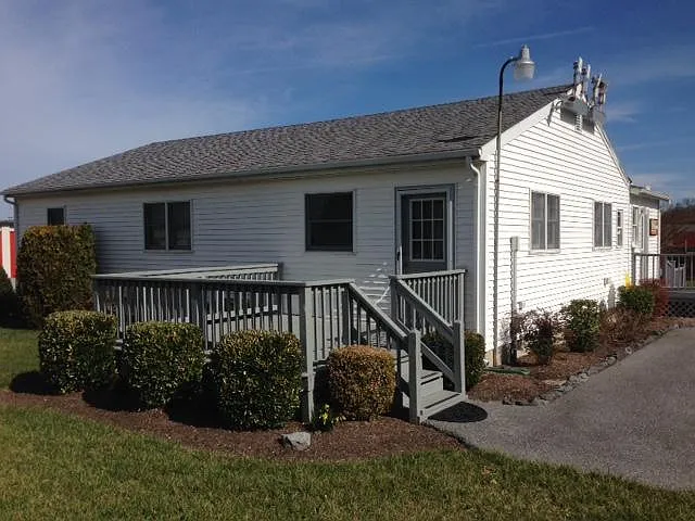 2 bed, 1000 sqft, $1,950 — Photo 1