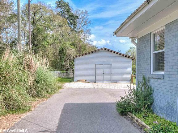 4th image of 7438 Riverwood Dr E