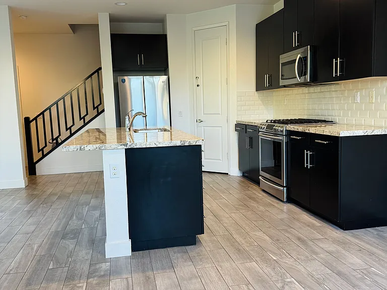 3146 Ceja Pl — Photo 11