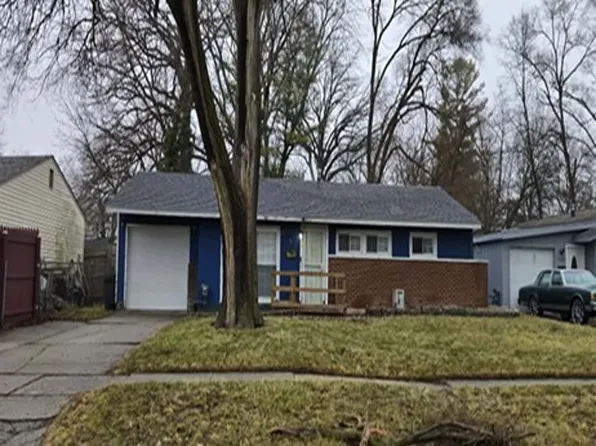 2415 Kensington Dr, Saginaw, MI 48601