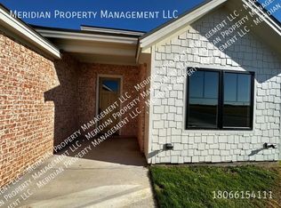 822 N 2nd St, Wolfforth, TX 79382