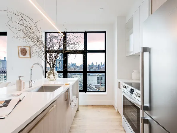 69 Adams St, Brooklyn, NY
