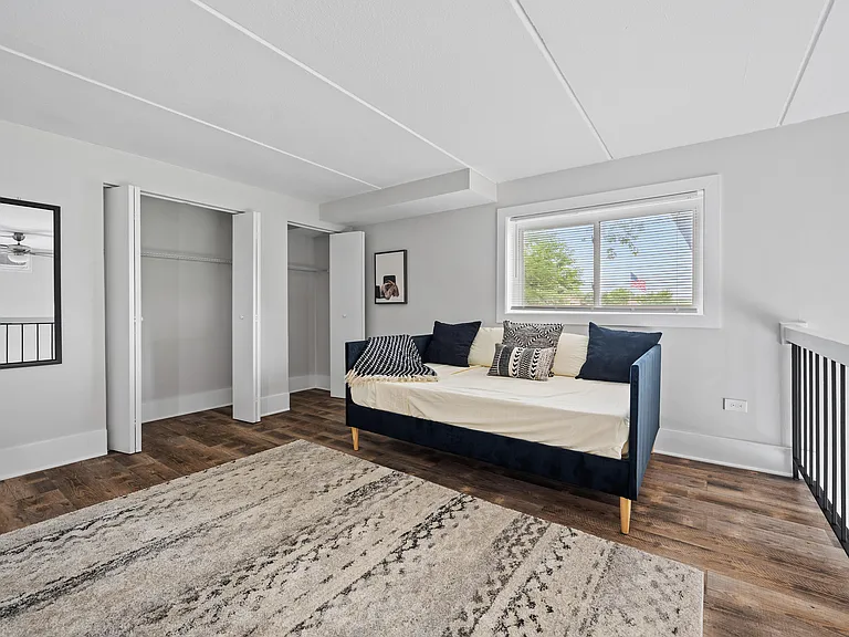 Fox Run Apartments — Photo 14