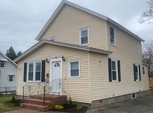 17 Greene St, Coventry, RI 02816