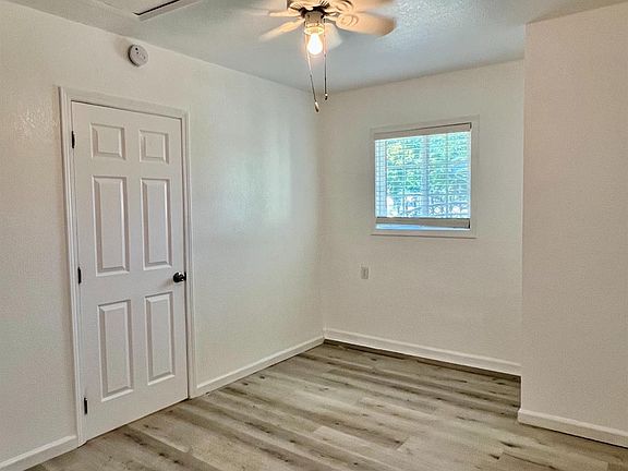 3rd image of 7919 43rd Ave