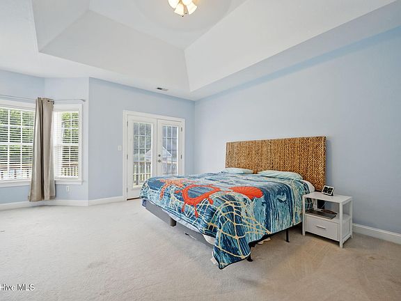 5th image of 106 Gregg Court