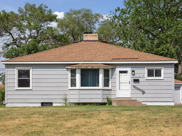 6007 Emerson Ave N, Brooklyn Center, MN 55430