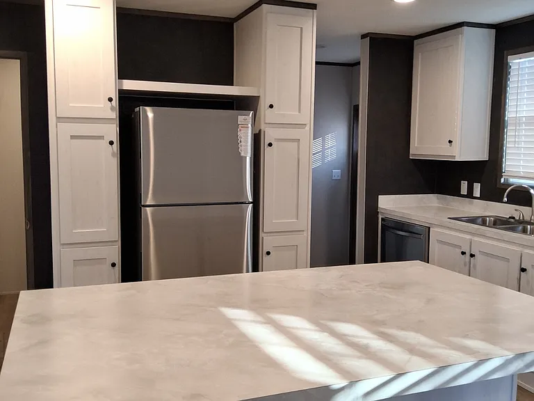 926 Lindsey St — Photo 10