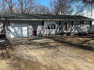 114 4th Ave, Little Rock, IA 51243