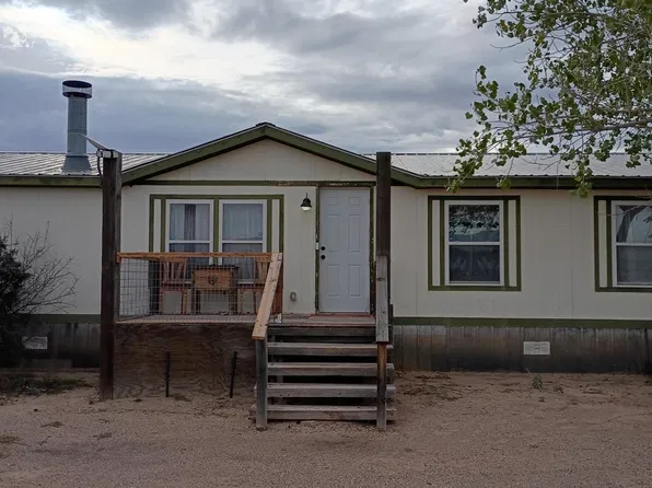16 Jennifer St, Belen, NM 87002