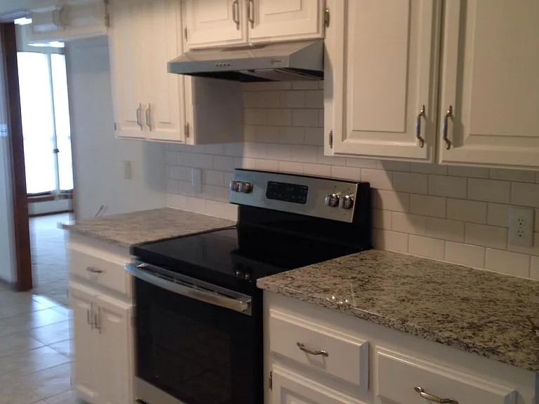 8107 Williamsburg Rd — Photo 13