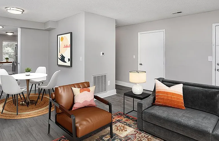 Six Forks Station Apartments — Photo 7