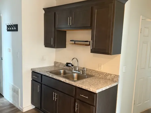 55 N Main St NE #2, Cedar Springs, MI 49319