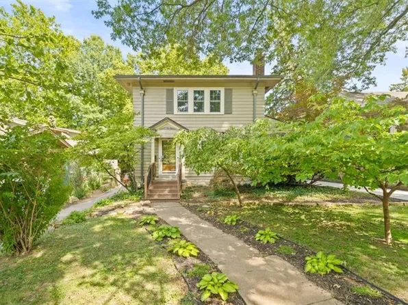 5617 Kenwood Ave, Kansas City, MO 64110