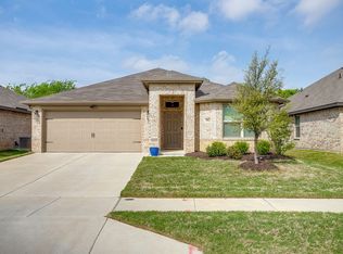 9912 Mescalbean Blvd, Crowley, TX 76036