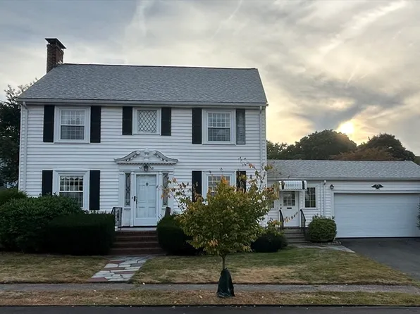 9 Frothingham St, Milton, MA 02186