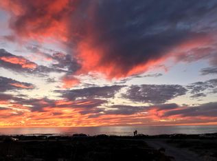 1771 Sunset Dr #A, Pacific Grove, CA 93950
