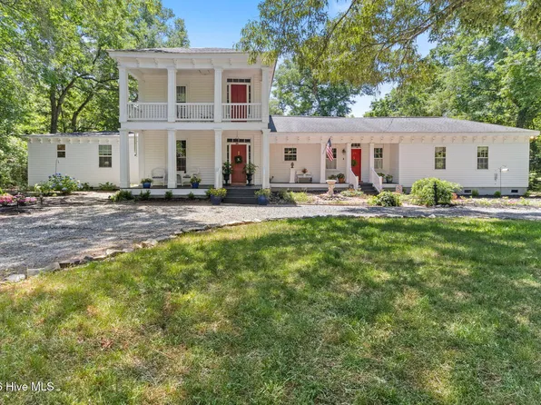 121 Dolphin Lane, Sneads Ferry, NC 28460