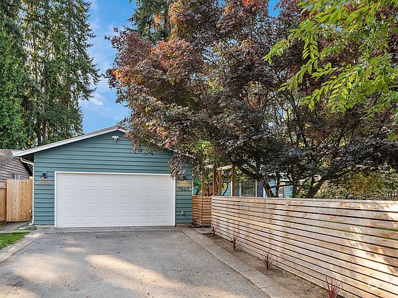 2nd image of 7563 124th Avenue NE