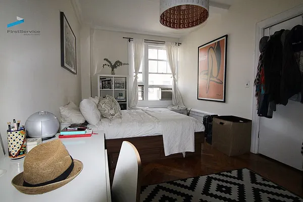 Rented by FirstService Realty (legacy) | media 25