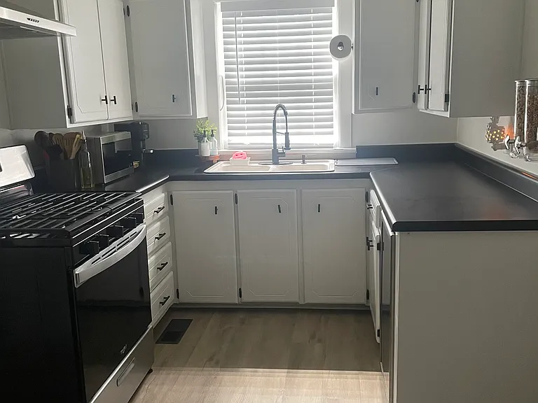 3405 E Haskell St — Photo 8