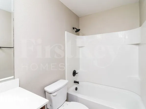 433 Haddington St, Crowley, TX 76036