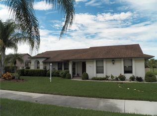 4394 Gator Trace Ln, Fort Pierce, FL 34982