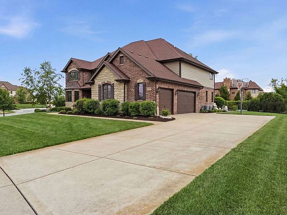 2nd image of 8743 Stone Creek Blvd