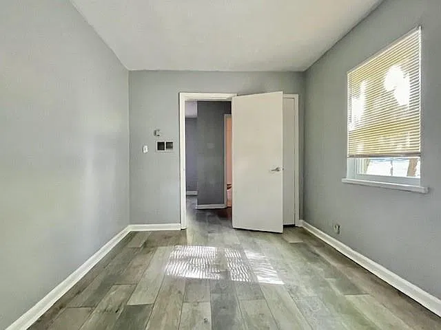 479 Kelly St SE — Photo 4