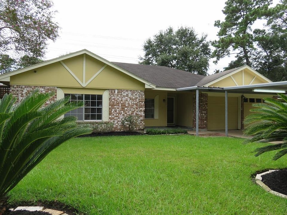 1st image of 7426 Oak Village Dr