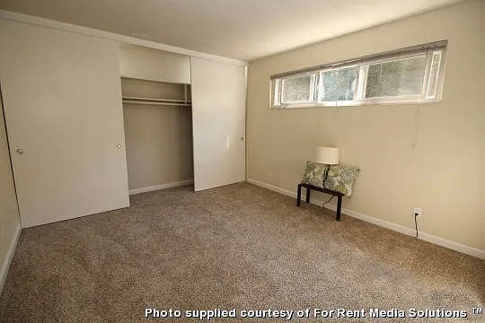 Marin Royal Apartments LLC — Photo 9
