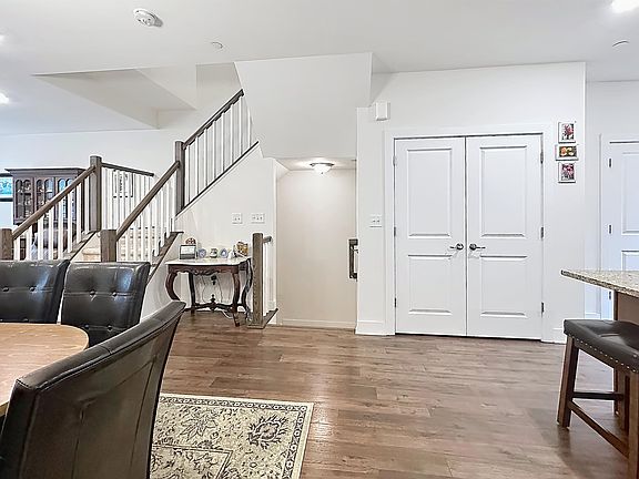 5th image of 308 Parkview Ln