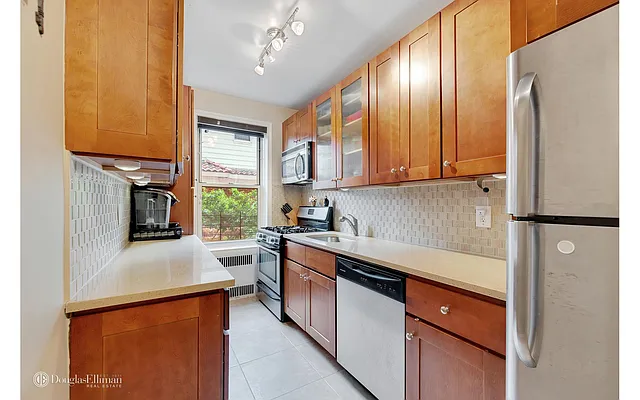 Sold by Douglas Elliman | media 3