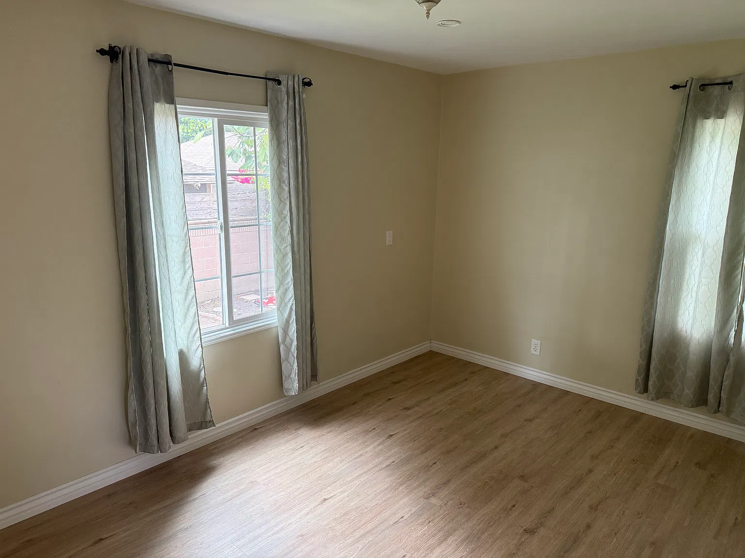 2 bed, 782 sqft, $2,950 — Photo 4