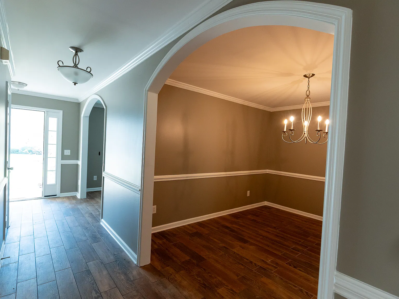 4 bed, 2.5 bath, 2780 sqft, $2,800 — Photo 3