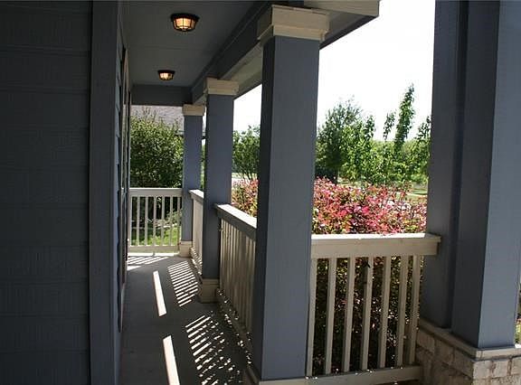 3rd image of 1308 Kingston Lacy Blvd