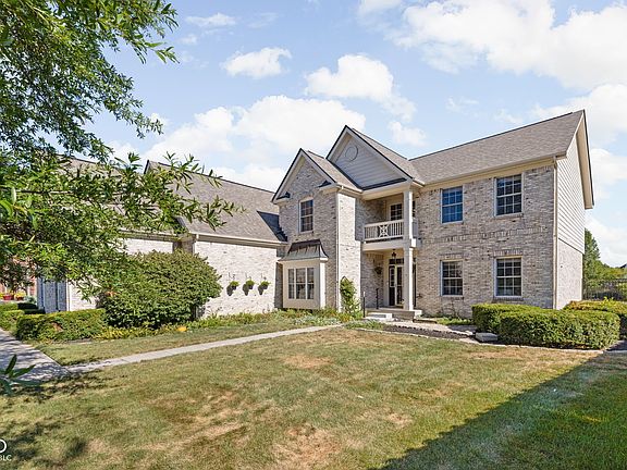 2nd image of 8770 Lily Ct